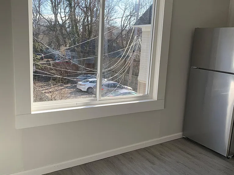 389 Richmond Ave #2D — Photo 8