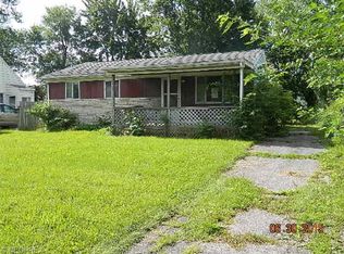 34 High St, Elyria, OH 44035