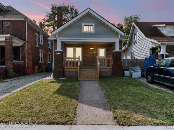 5511 Ivanhoe St, Detroit, MI 48204