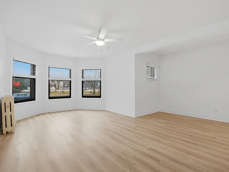 1703 Ridge Ave — Photo 7
