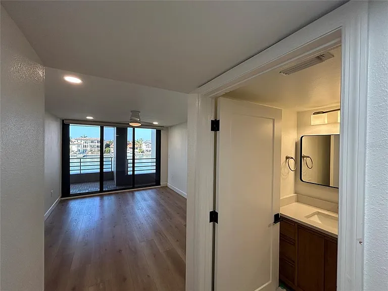 6260 Kipps Colony Ct #203 — Photo 16