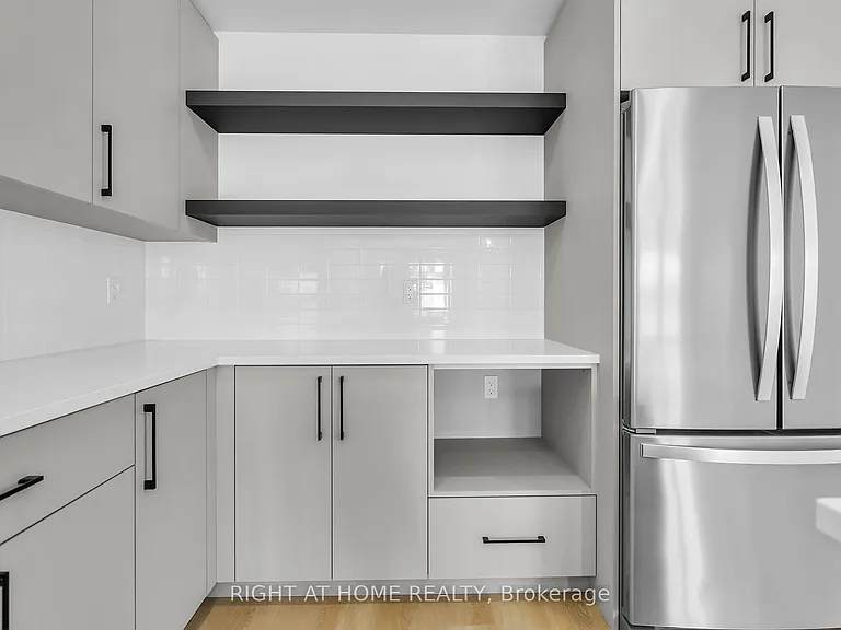3550 Emily Carr Ln — Photo 10