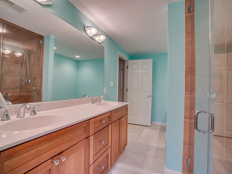 12601 Bayou Dr — Photo 7
