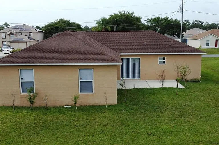 723 Parrot Ct — Photo 6