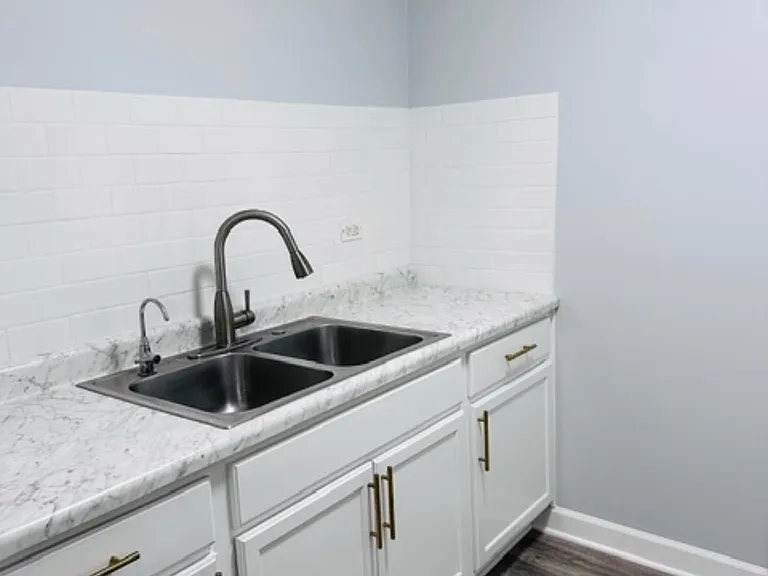 565 Heritage Dr #210 — Photo 3