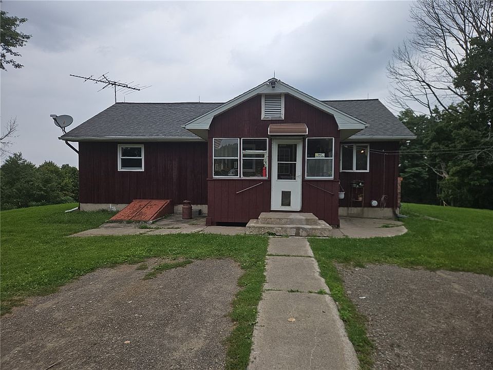1st image of 379 Watrus Rd