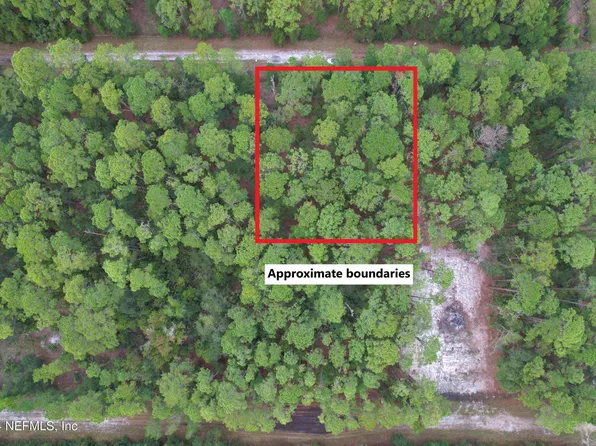 137 HELEN Avenue, Georgetown, FL 32139