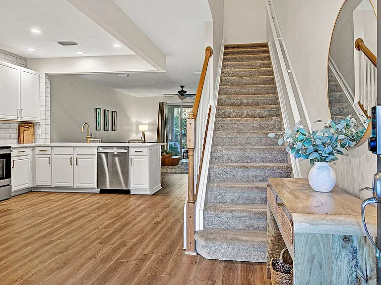 13255 Stone Pond Dr — Photo 5