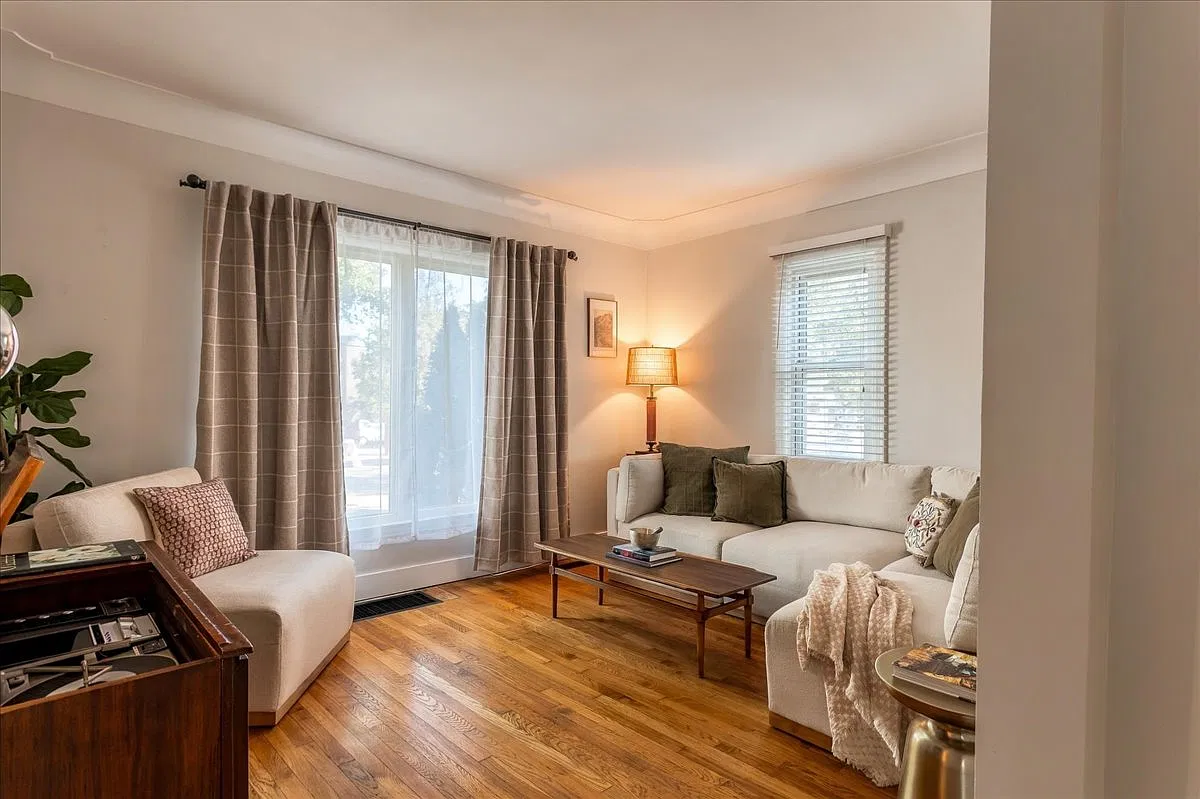 2 bed, 1158 sqft, $2,550 — Photo 2