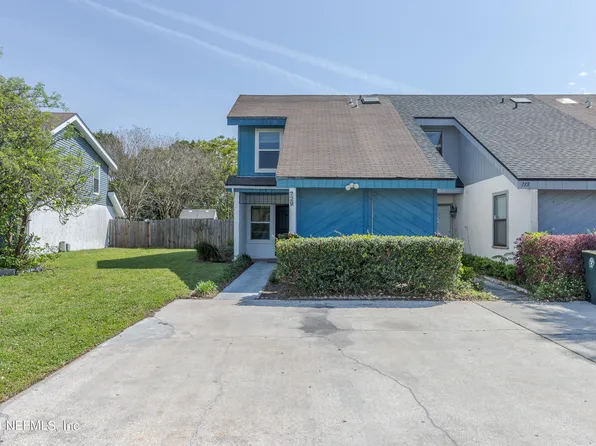 729 CENTURY 21 Drive, Jacksonville, FL 32216