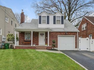 831 Miltonia St, Linden, NJ 07036