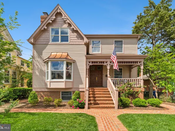 5727 2nd St S, Arlington, VA 22204