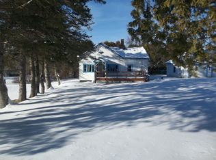 11 Trott St, Baileyville, ME 04694