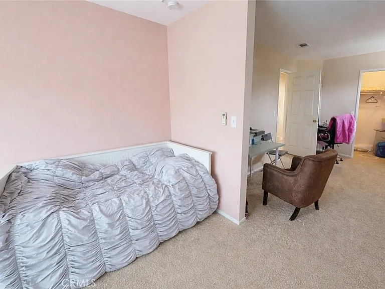 5637 Redwood Ave — Photo 15