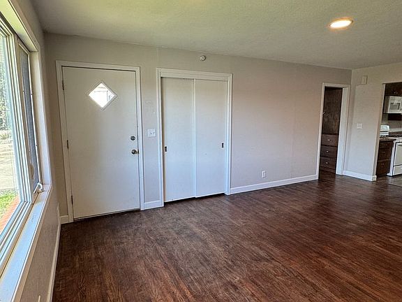 2nd image of 1109-1113 N 18th St