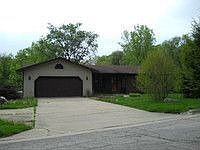 1st image of 760 Christiana Cres
