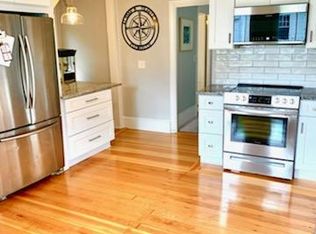 37 Mayflower St #1, Plymouth, MA 02360