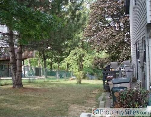 2nd image of 41 Forest Brook Rd