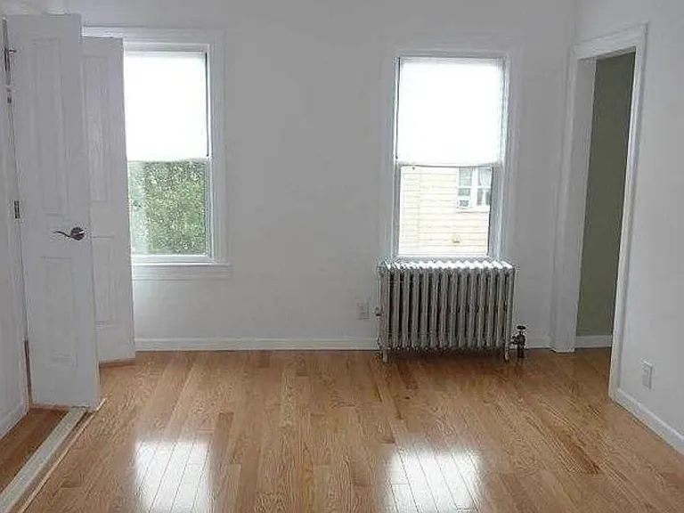 227 N 7th St #3 — Photo 2