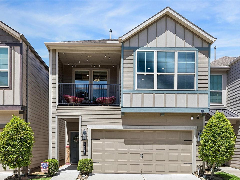 1st image of 1819 Agoura Hills Dr