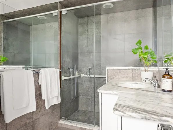 35 Prospect Park West image 7 of 15