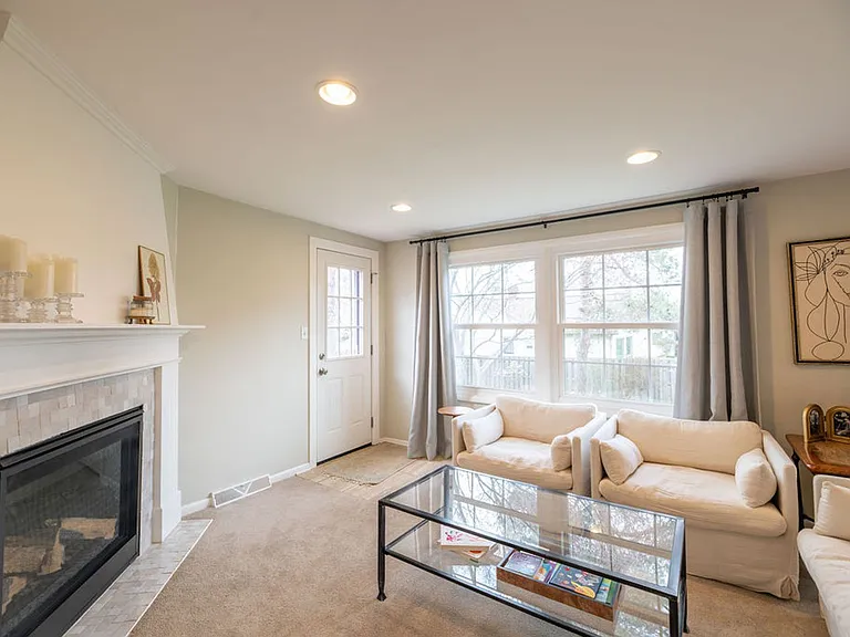 23213 Fairmount Blvd — Photo 25