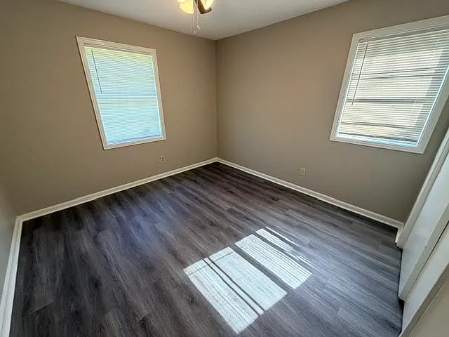 3 bed, 2.0 bath, 1200 sqft, $1,150 — Photo 2