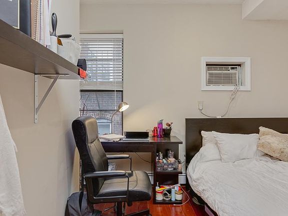 3rd image of 14 Westland Ave #7