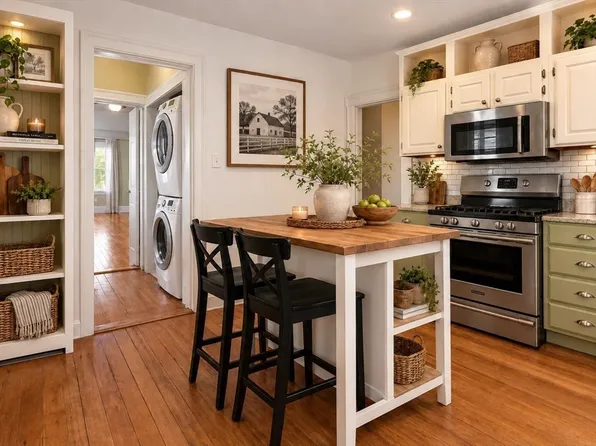 124 Melville Ave #1, Dorchester, MA 02124