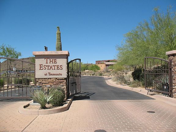 3rd image of 2416 W Espartero Way