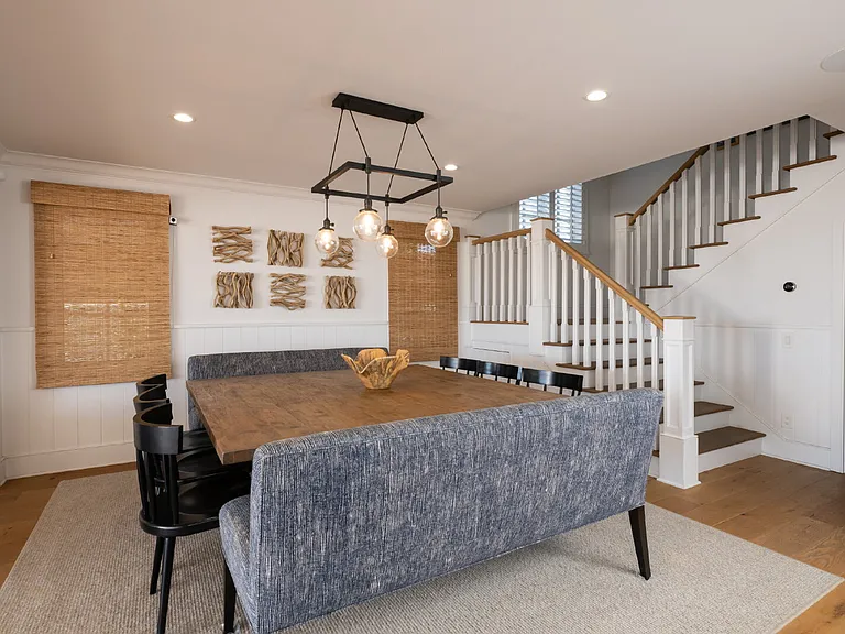1228 W Oceanfront — Photo 11
