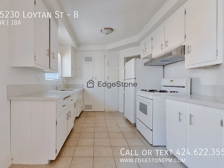 25230 Loytan St #B — Photo 8