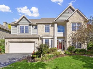 26W340 Thorngate Ln, Winfield, IL 60190