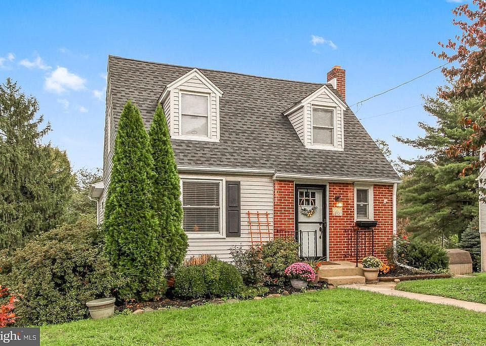 1329 S Ogontz St, York, PA 17403 Zillow