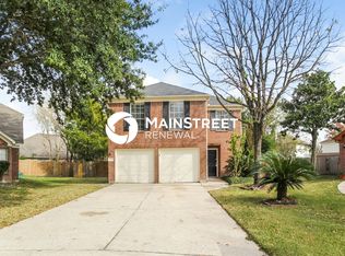 8822 Woodcamp Dr, Houston, TX 77088