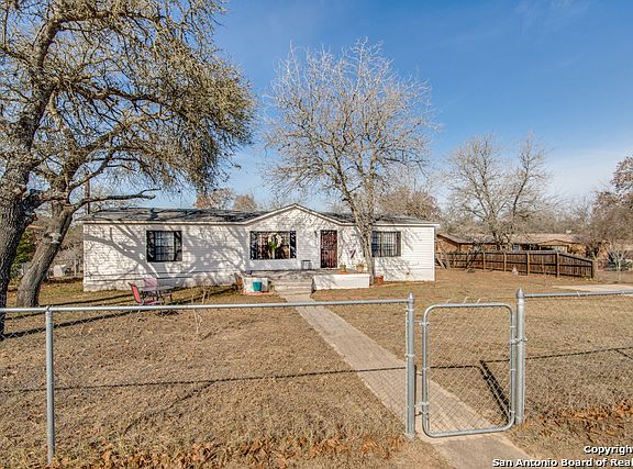 3rd image of 22923 Shady Forest Dr