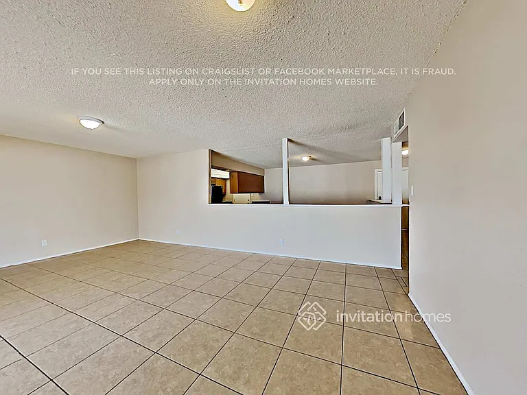 7502 W Indianola Ave — Photo 5