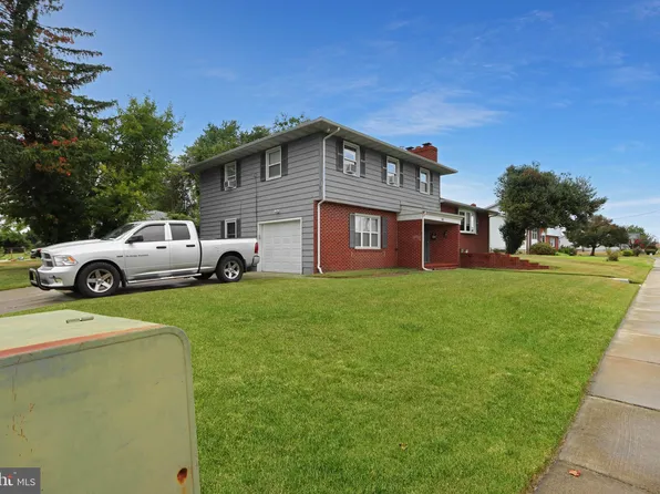 40 Bertrand Dr, Dover, DE 19904