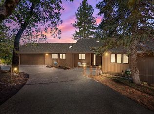 11912 Deer Park Dr, Nevada City, CA 95959