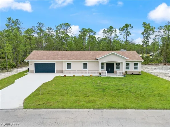 3205 E 23rd St, Alva, FL 33920