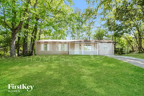 359 Cindy Dr SE Photo 1