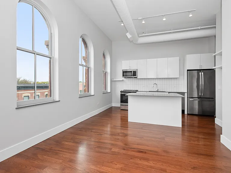 1425 N Milwaukee Ave #301 — Photo 16