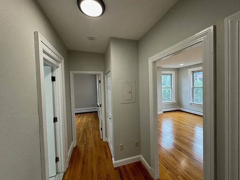 7 Trumbull St #3 — Photo 13