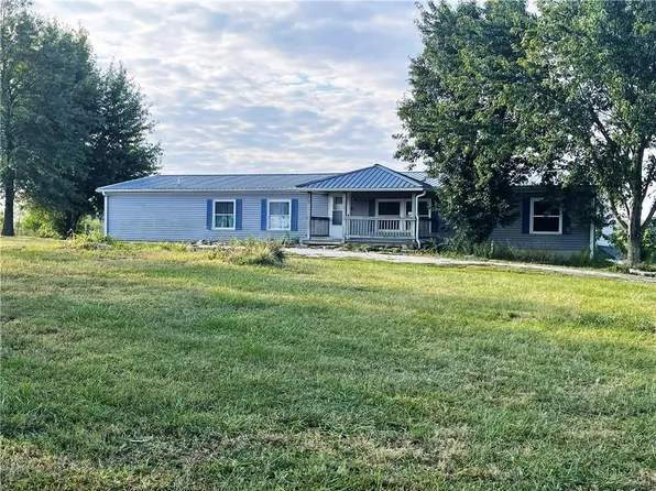 6821 NE 272nd St, Lathrop, MO 64465