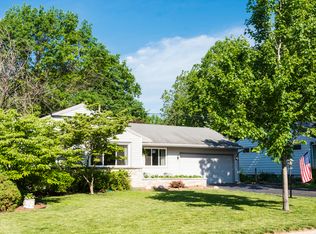 1407 Mayfair Rd, Champaign, IL 61821