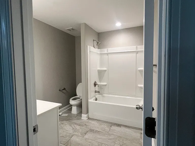 1618 Cedar Hill Way — Photo 15