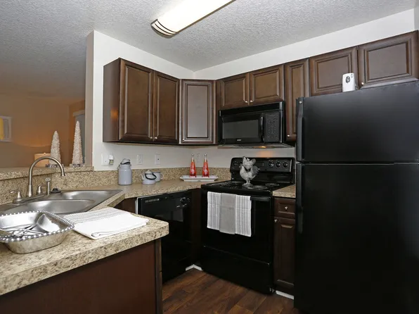 Stonegate Apartments