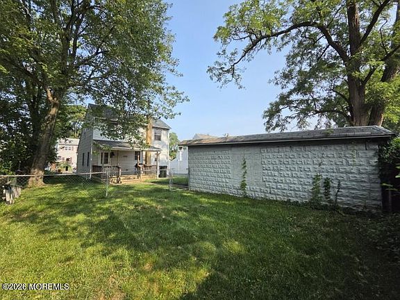 2nd image of 46 Compton Avenue