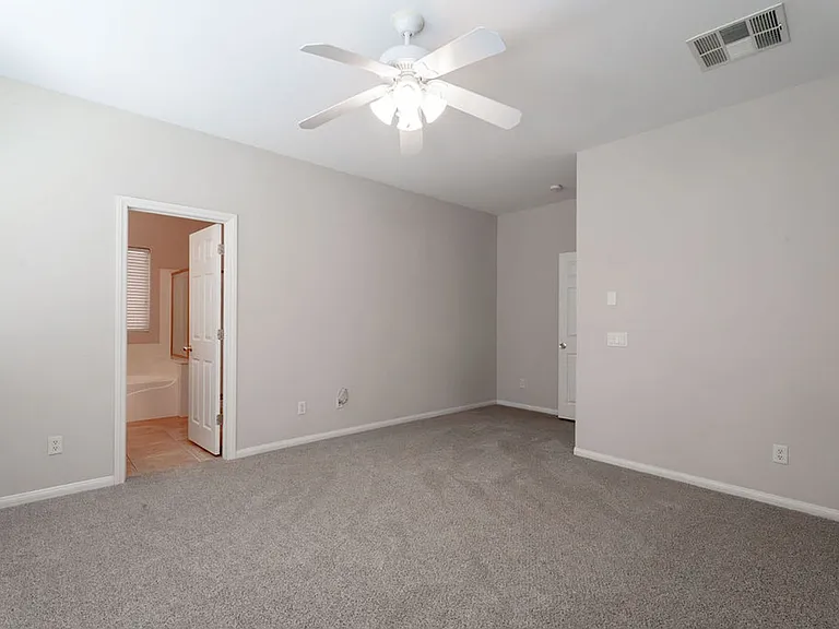 4433 Weitzman Pl — Photo 29