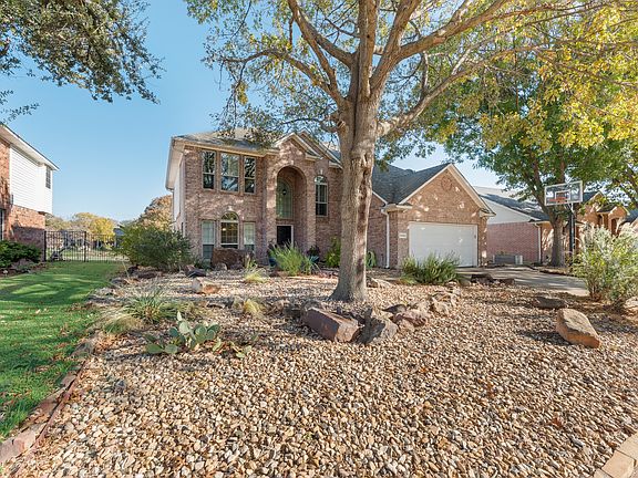 2nd image of 5506 Plantation Ln